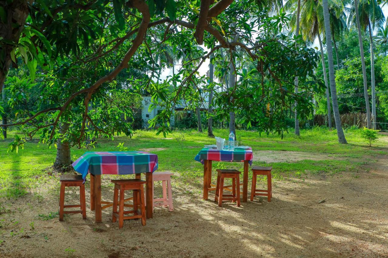 Elena Garden Resort And Restaurant Trincomalee Eksteriør bilde